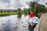 David Barber, Royal swan marker, photographed Cookham on Thames, Cookham Bridge, Berkshire, UK, Europe